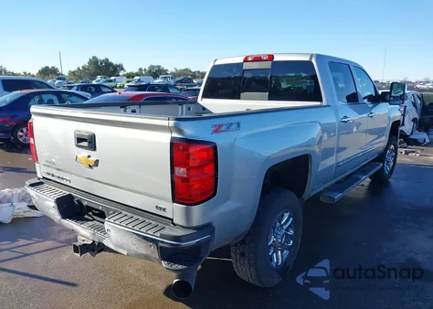 2015 Chevrolet Silverado 2500Hd Ltz z USA, uszkodzony, nr VIN 1GC1KWE89FF536483